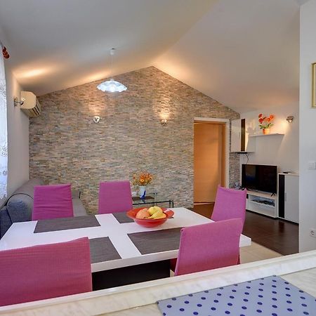 Holiday Home Jasminka Medulin Exterior foto