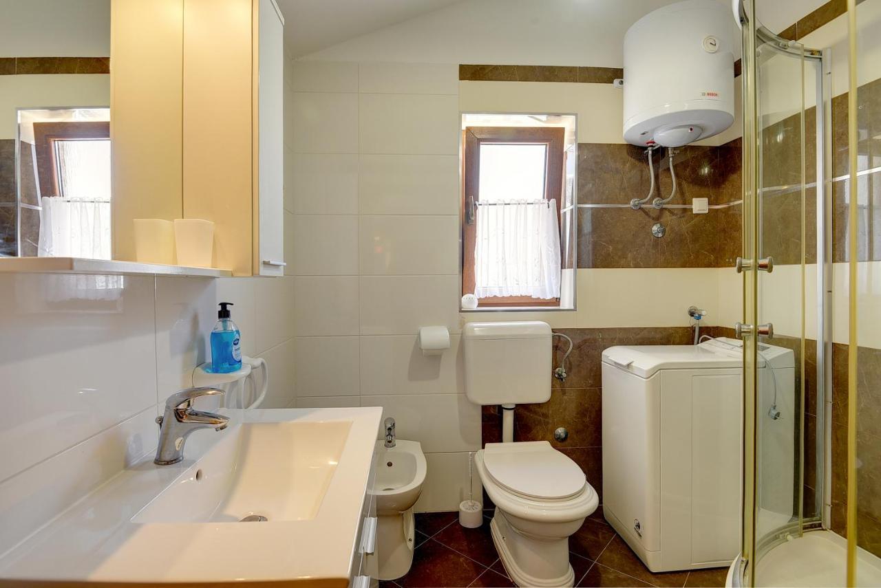 Holiday Home Jasminka Medulin Exterior foto