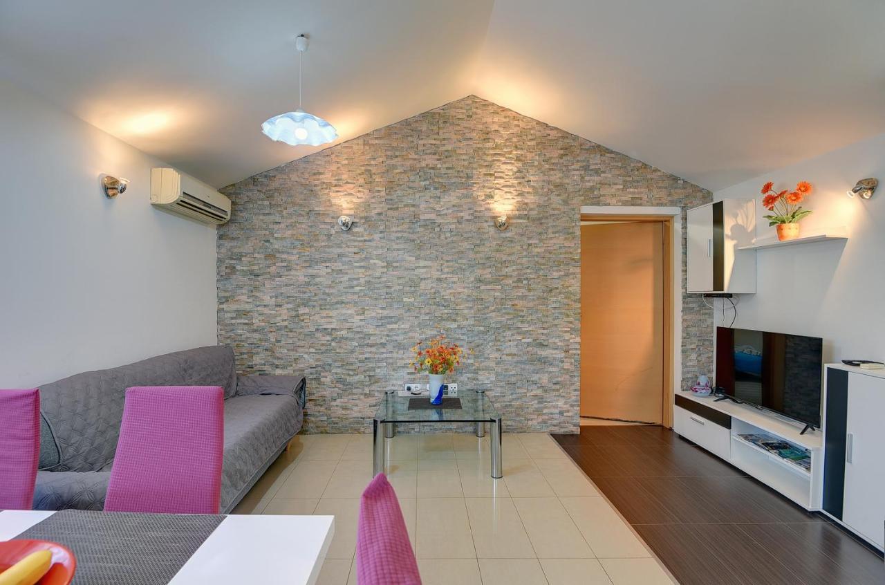Holiday Home Jasminka Medulin Exterior foto